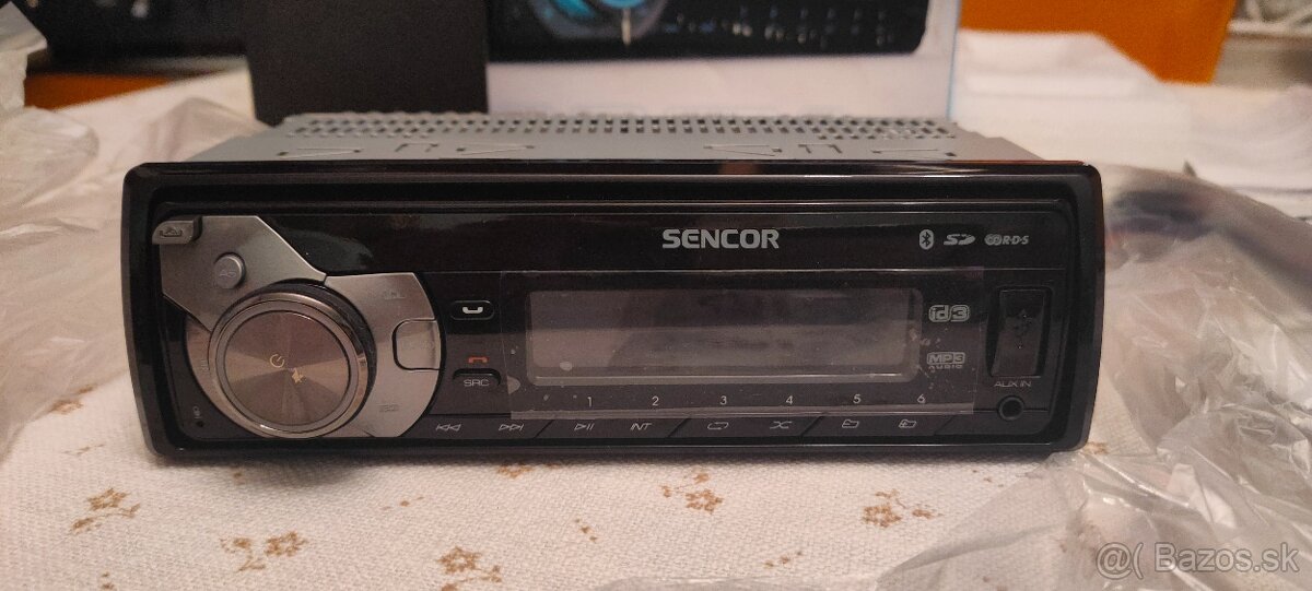 Predám autorádio SENCOR - 2