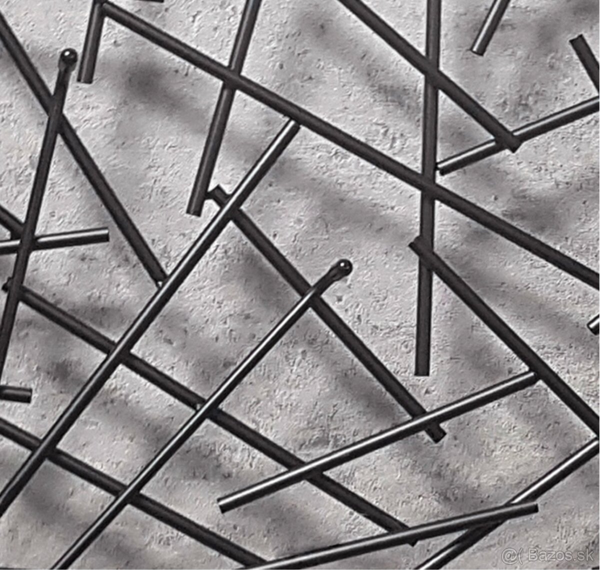 Kovový vesiak na stenu - 2