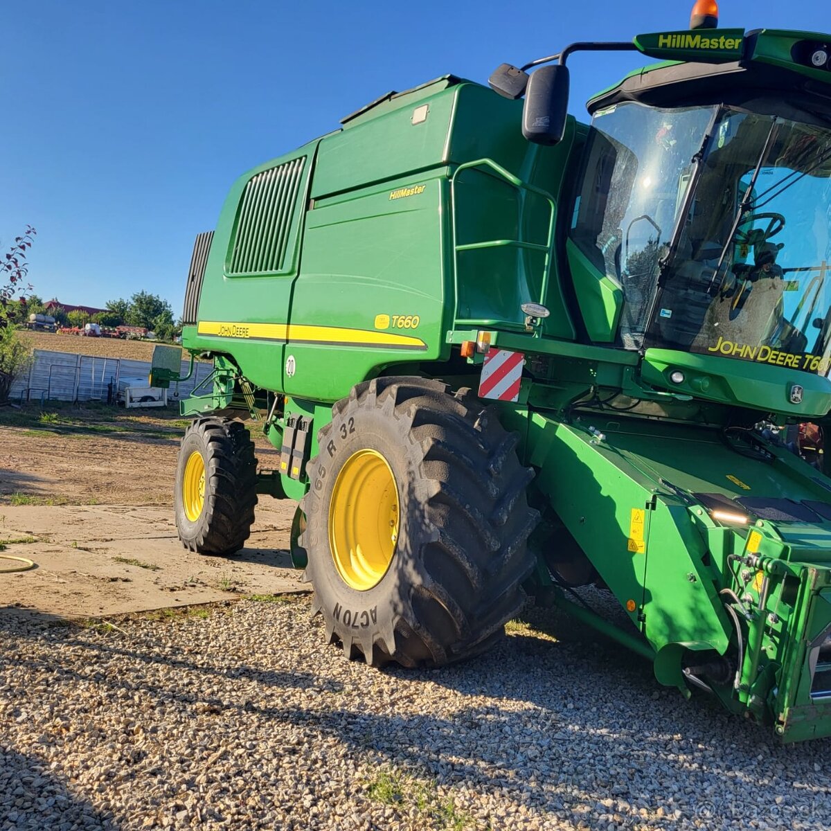 John Deere T660 - 2