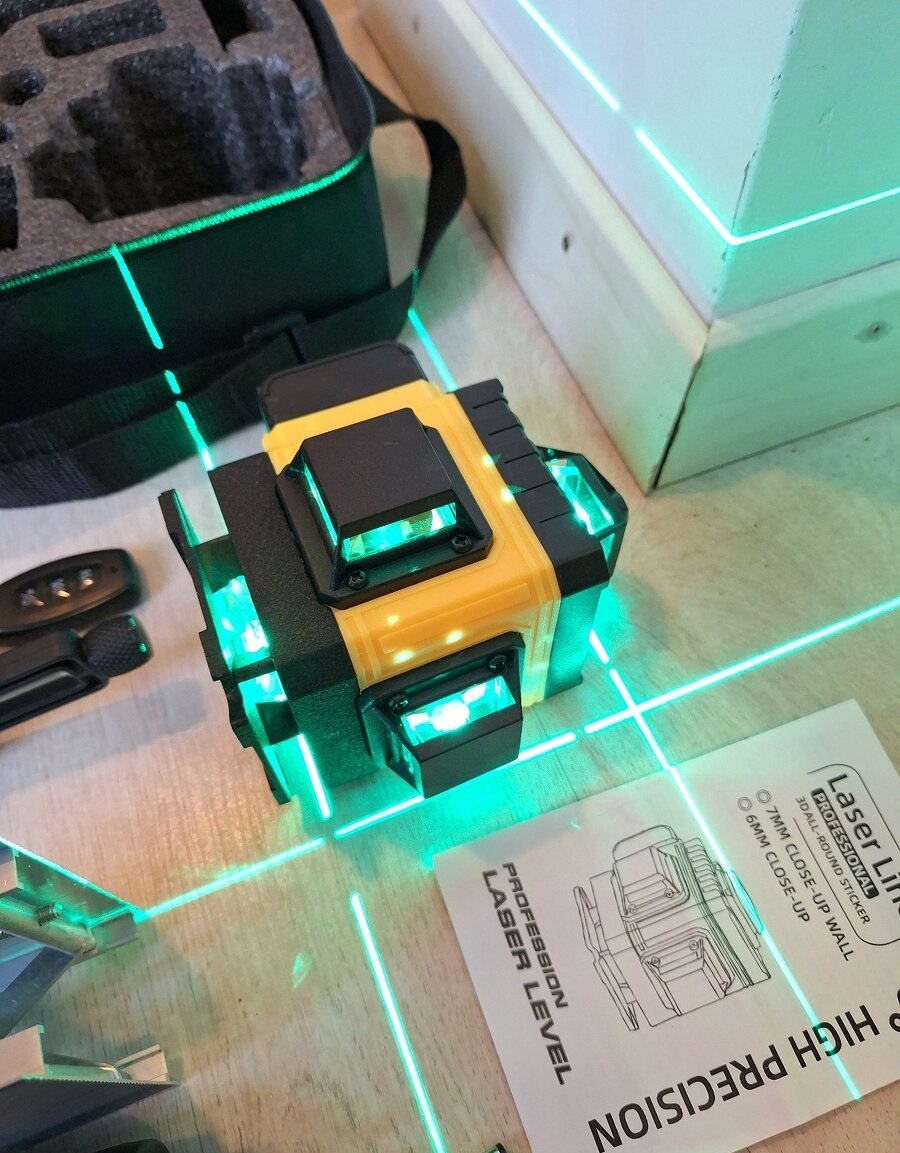 Krížový samonivelačný laser 360° - 2