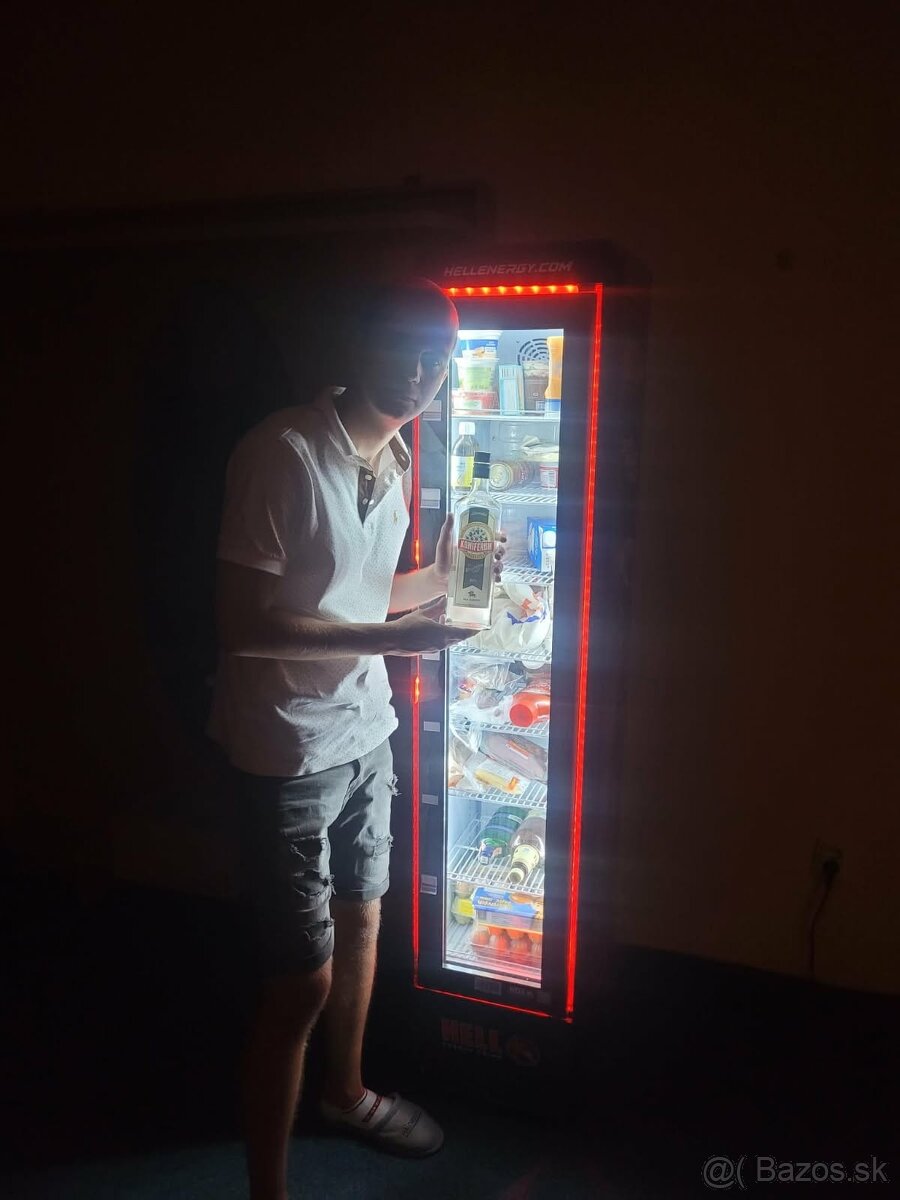 Chladnička Hell - 2