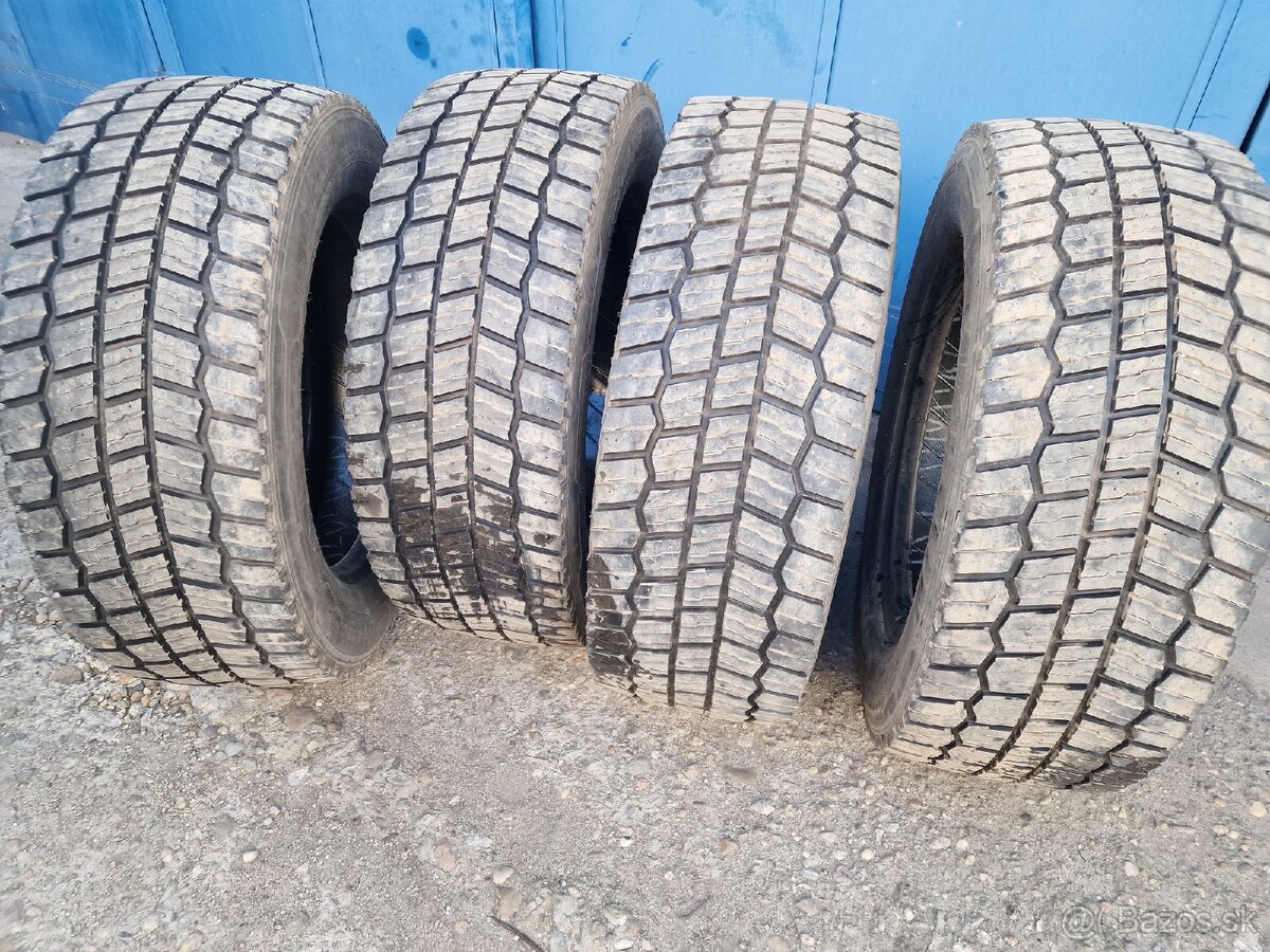 • 295/60 R22.5 Michelin X Multi / záberové MEGA tahač - 2