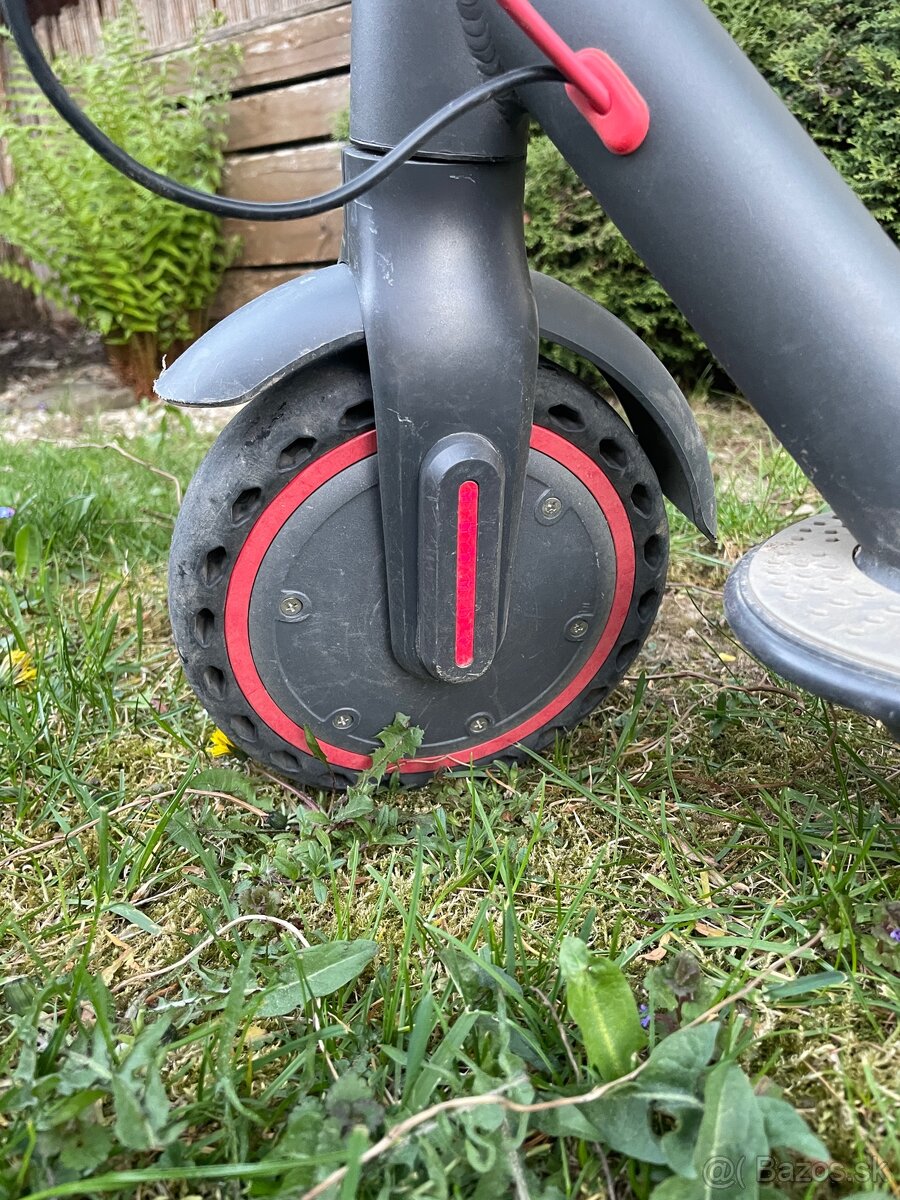 Elektrická kolobežka 350W - 2