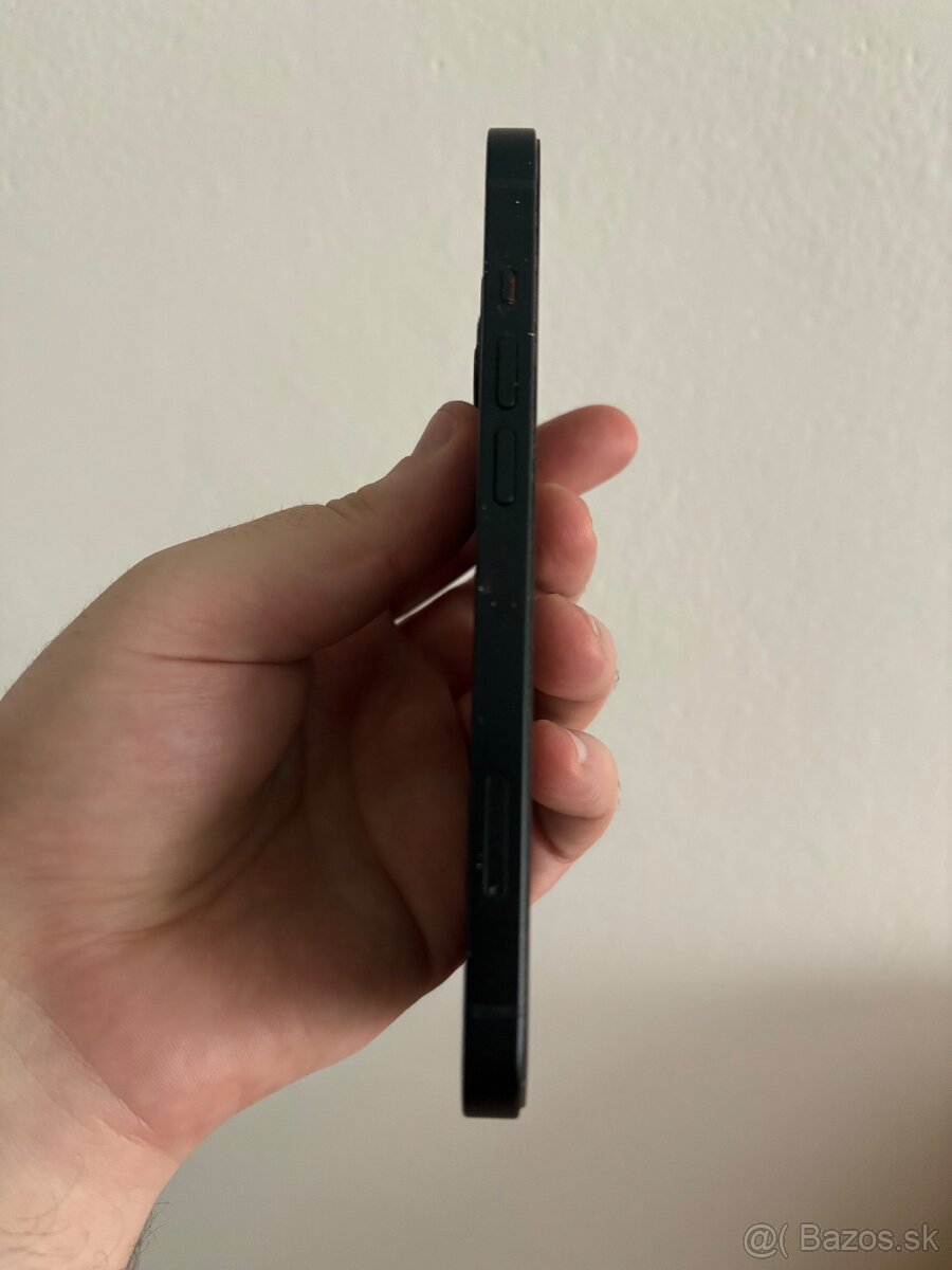 iPhone 13 čierny - 2