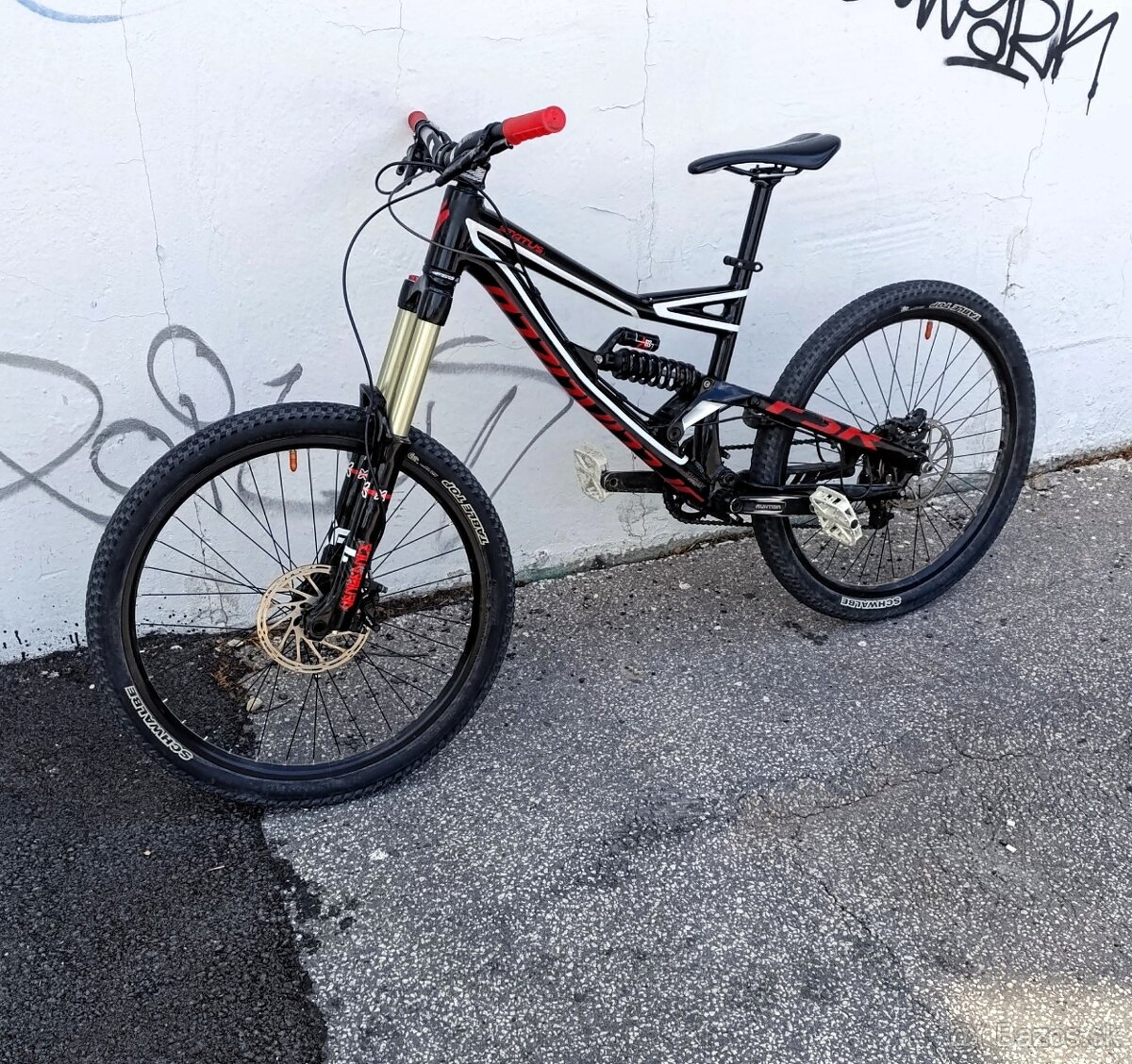 SPECIALIZED STATUS 1 - 2