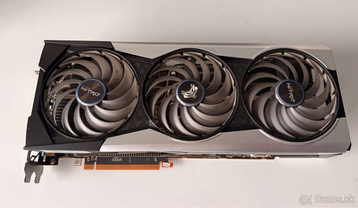 Graficke karty 2x Amd 6900XT, RTX 3080 - 2