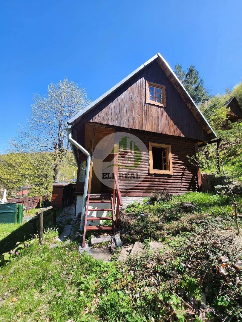 Na predaj chata v obci Opátka - 2