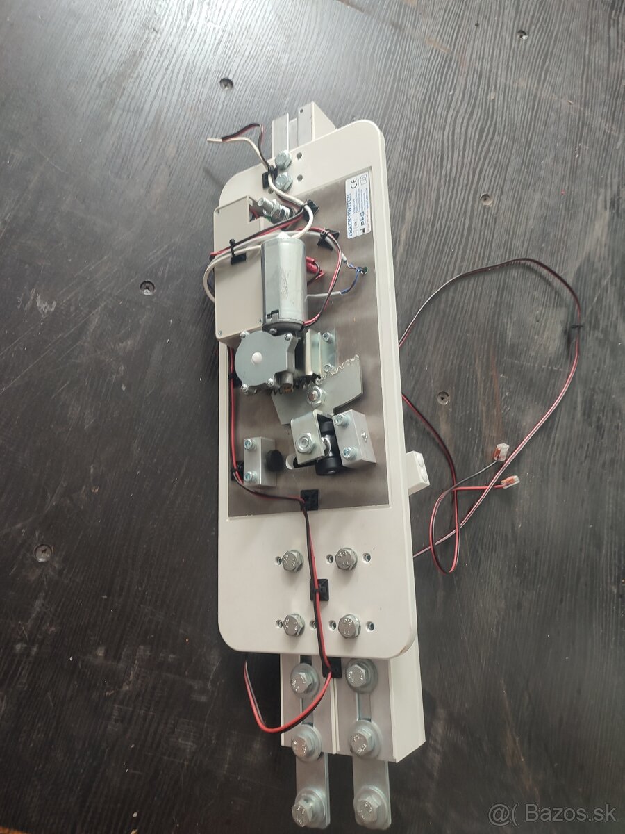 Stropný zdvihák guldman, vyhýbka na dráhu - 2