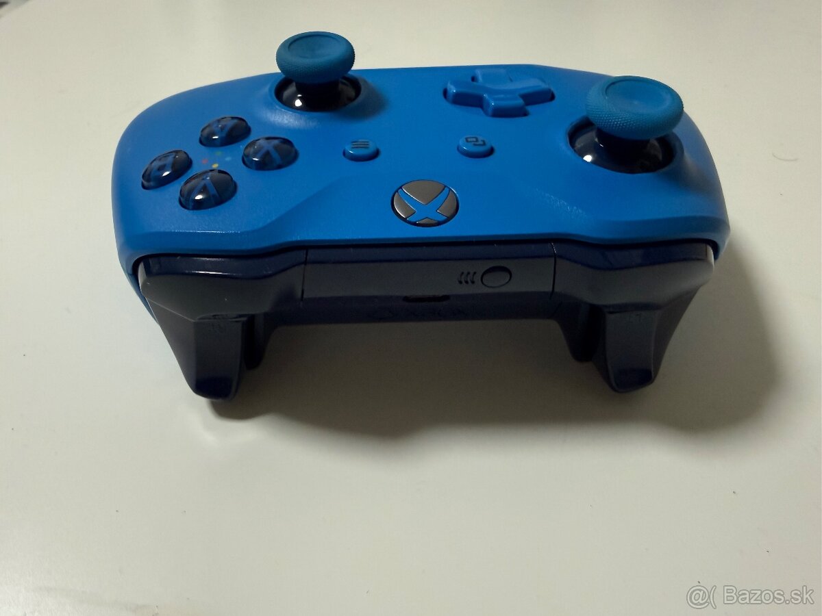 predám gamepad pre XBOX ONE (ONE S, ONE X) - 2