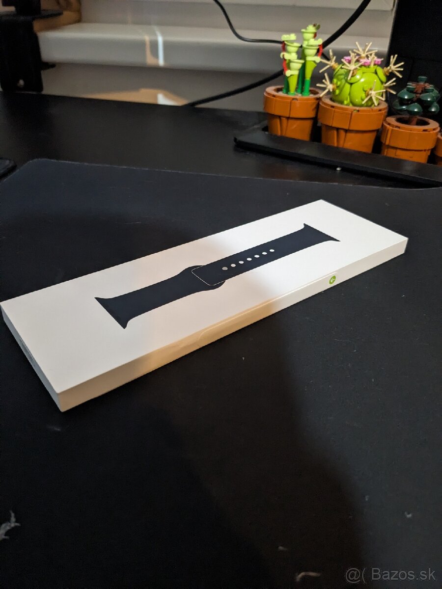 Apple Watch náramok Midnight M/L - 2