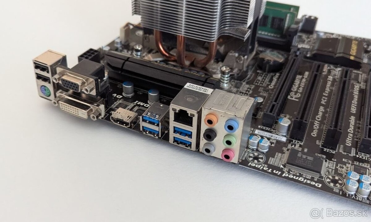 Gigabyte GA-Z87M-D3H + i5 4690 + 8GB DDR3 - 2