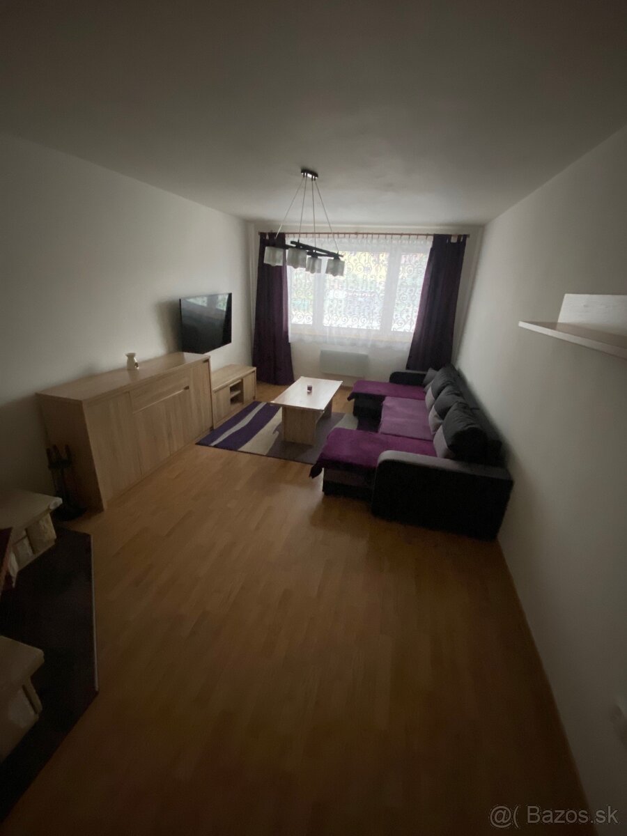 3-izbový byt 90 m² s dvomi balkónmi a krbom – Čierne (Vyšný - 2