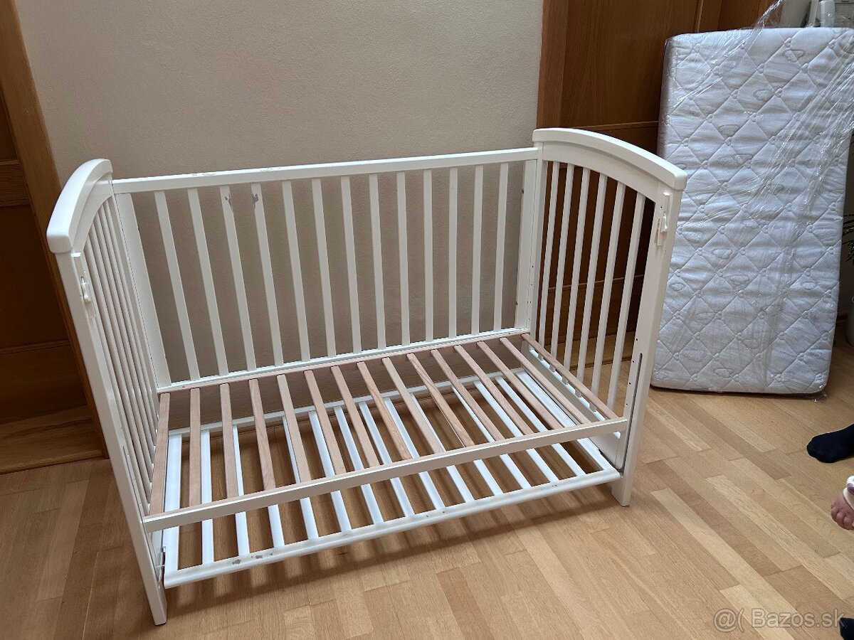 Detská postieľka s matracom - 2