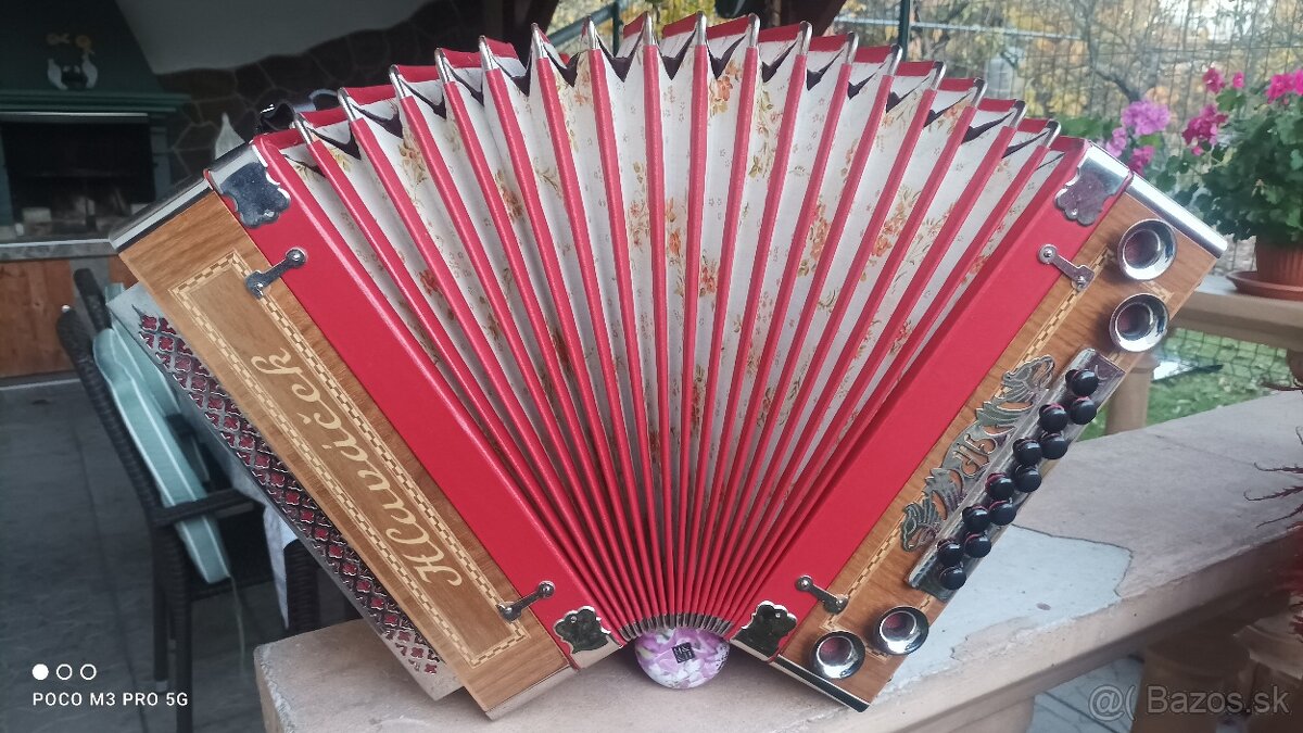 Harmonika-Heligonka.Hlaváček-Trojhlasná. - 2