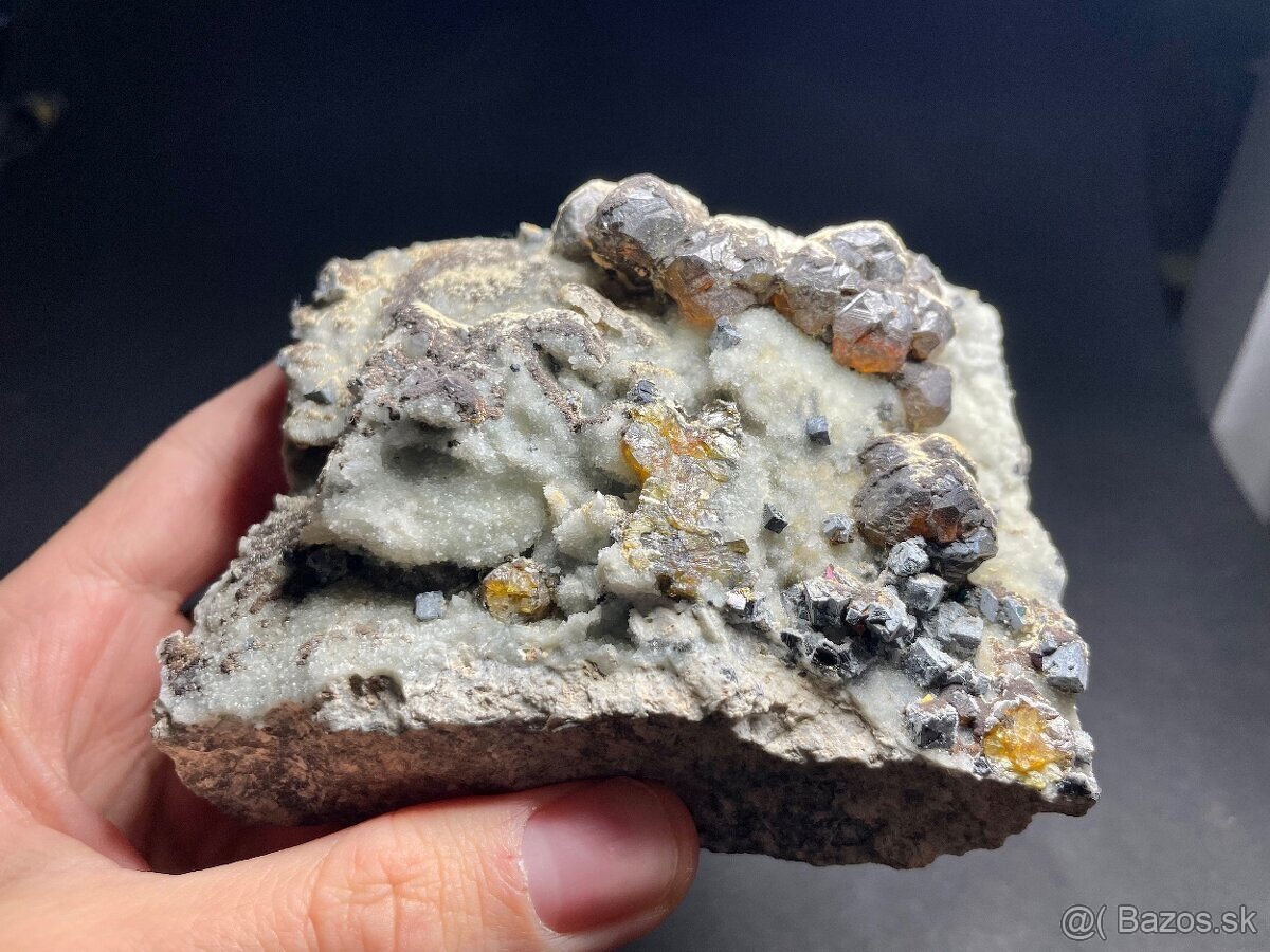 predam minerály - 2