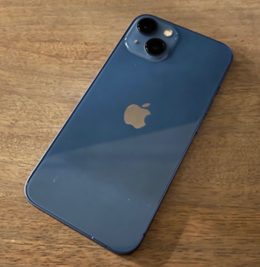 Apple iPhone 13 128GB - 2