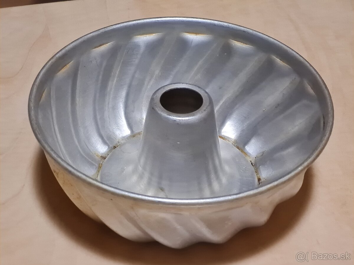 Retro forma na pečenie bábovky - 2