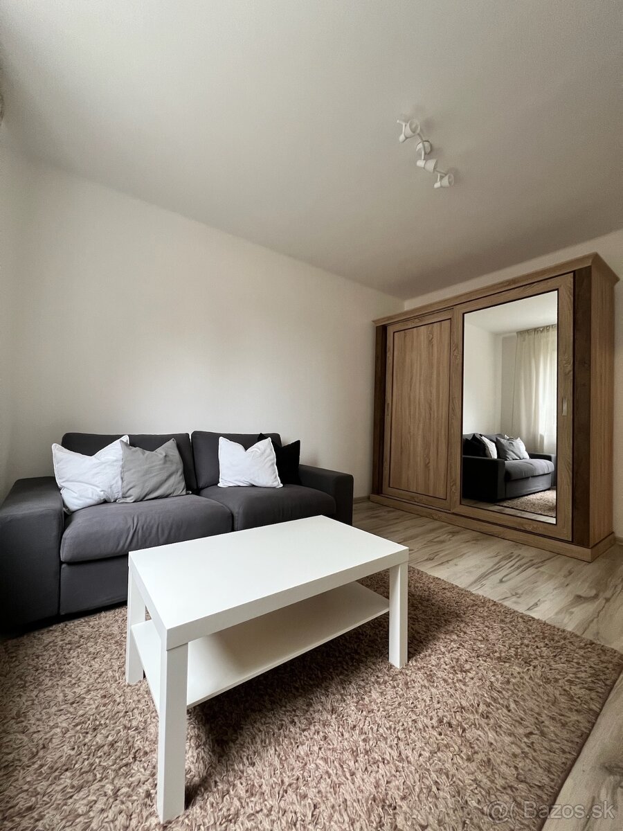 PRENÁJOM 1-izbový byt Piešťany - Teplická - 2