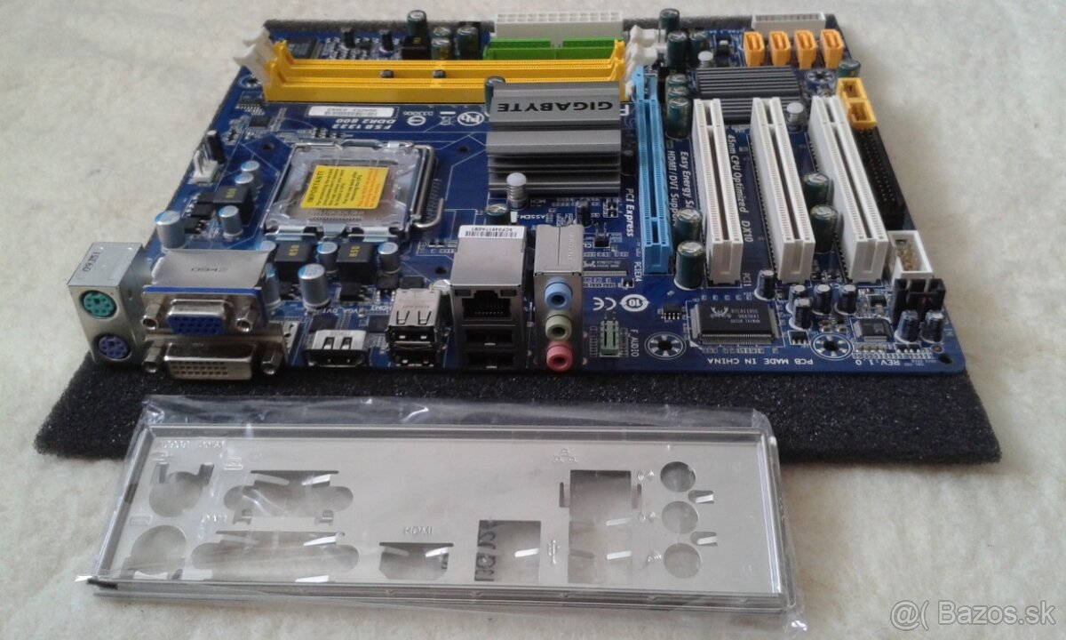 Socket 775: Gigabyte GA-G41M-ES2H, Socket 478: ABIT SR7-8X - 2