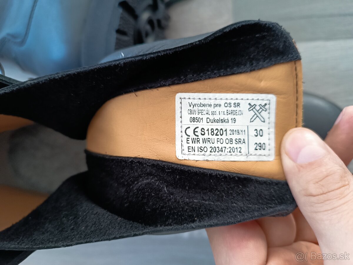 Vojenské kanady s 18201 - 2