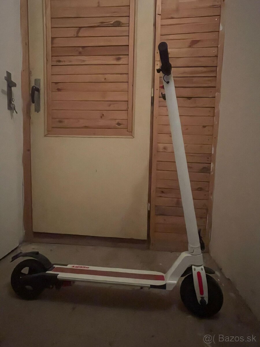 Elektrická kolobežka hecht - 2