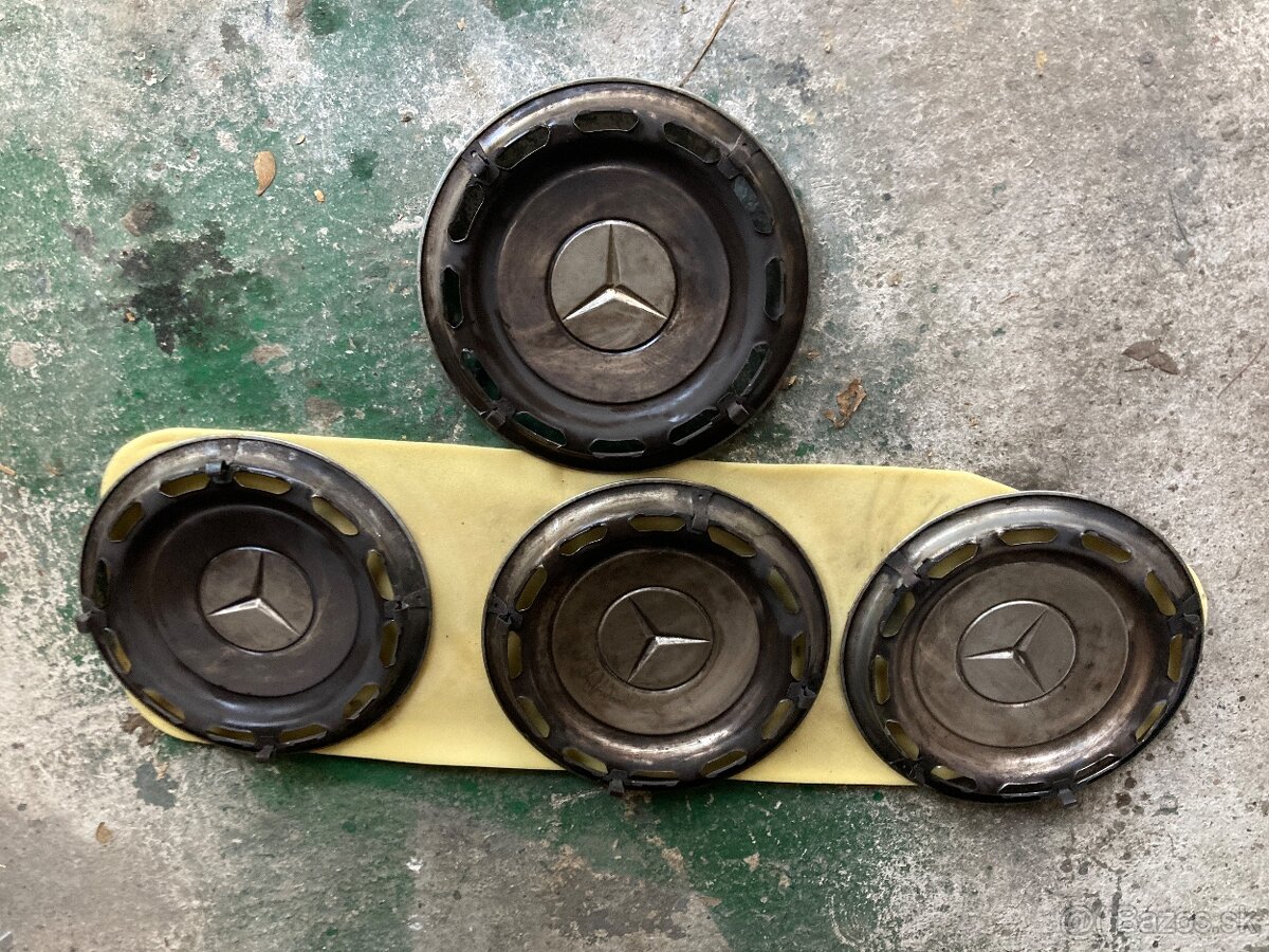 4x puklica Mercedes - 2