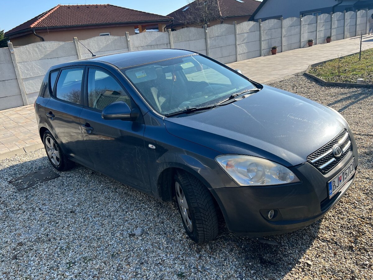 ✅KIA Ceed 1.4i 2007 - 2