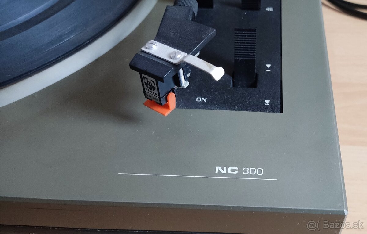 Gramofón Tesla NC300 20,-Eur - 2