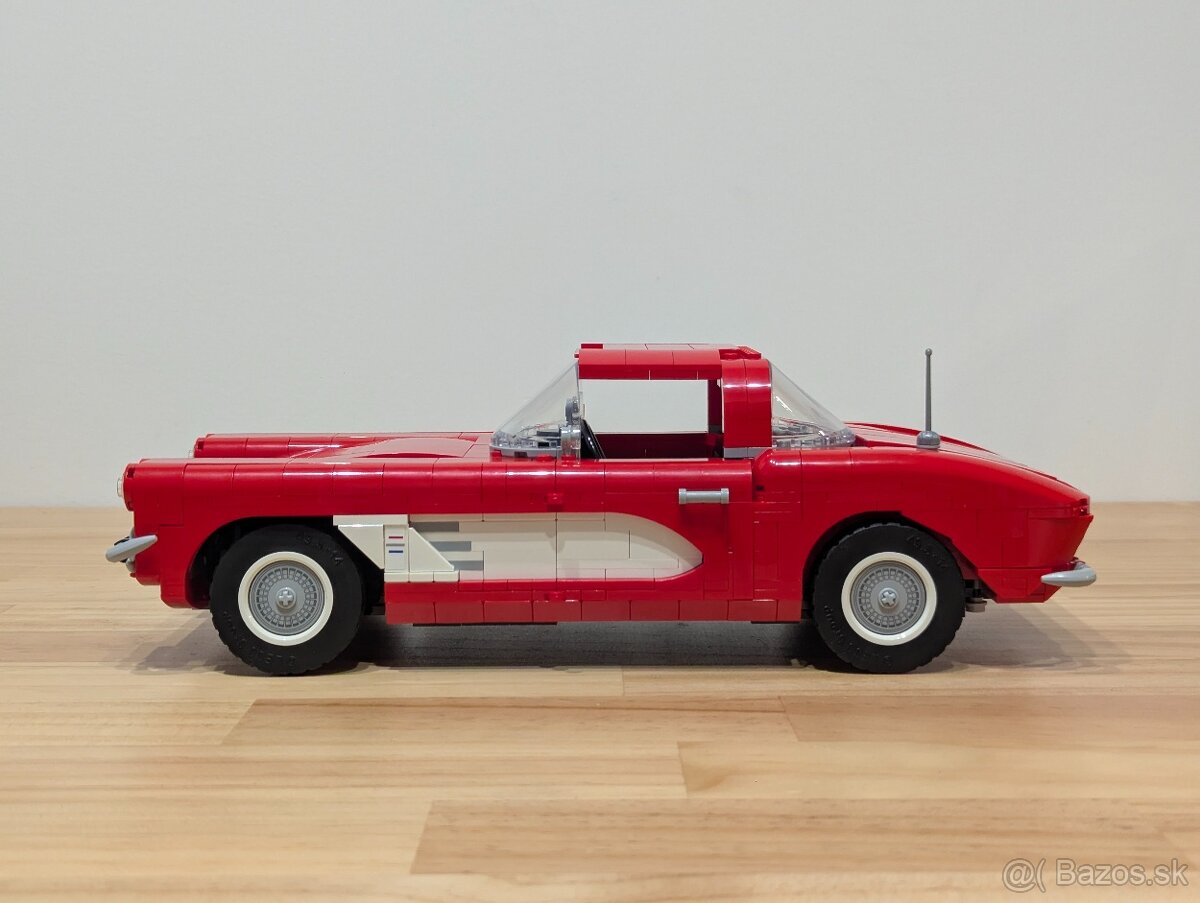LEGO Icons 10321 Corvette - 2