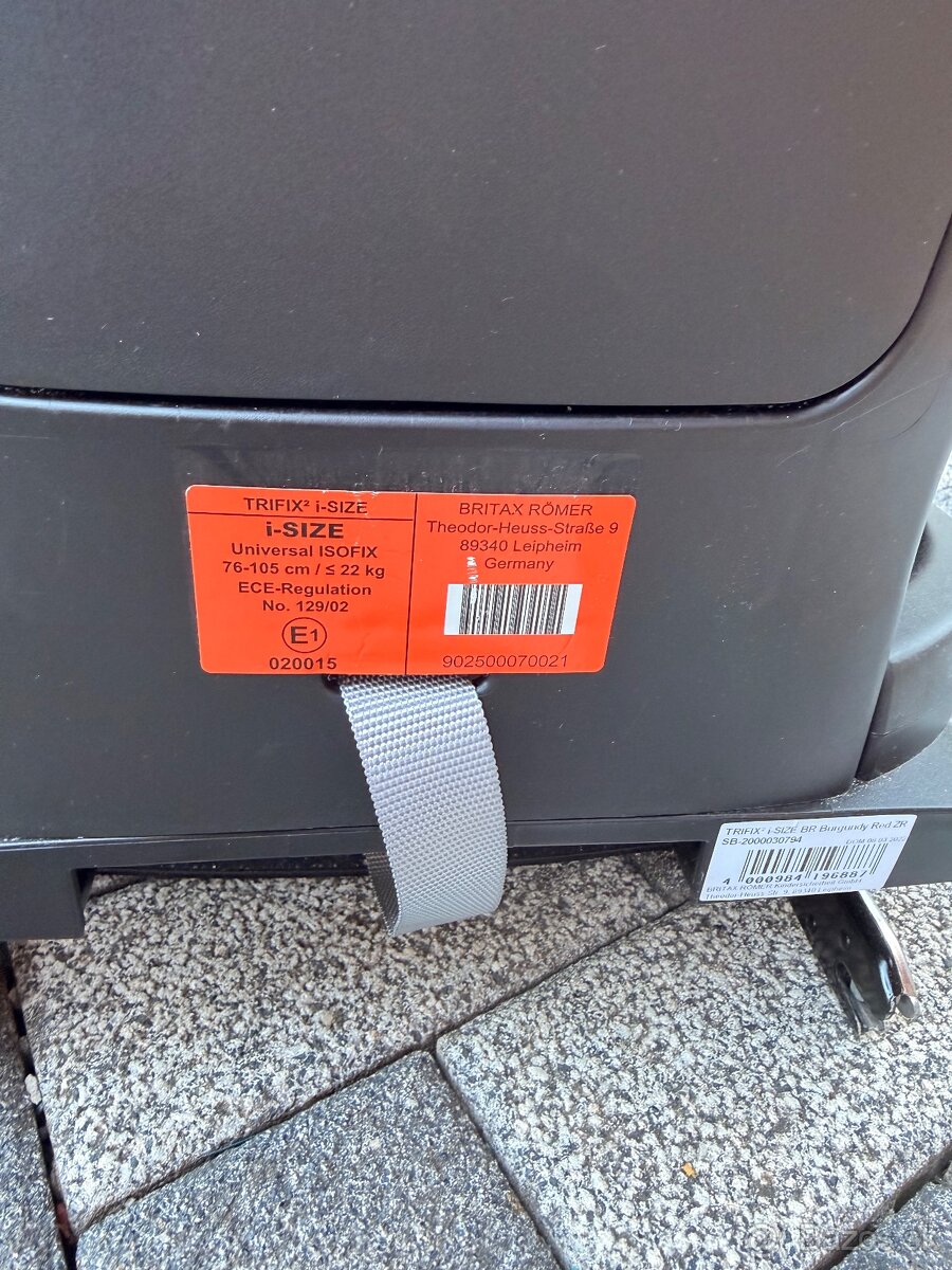 Britax Römer TRIFIX² i-SIZE 76–105 cm, ISOFIX - 2