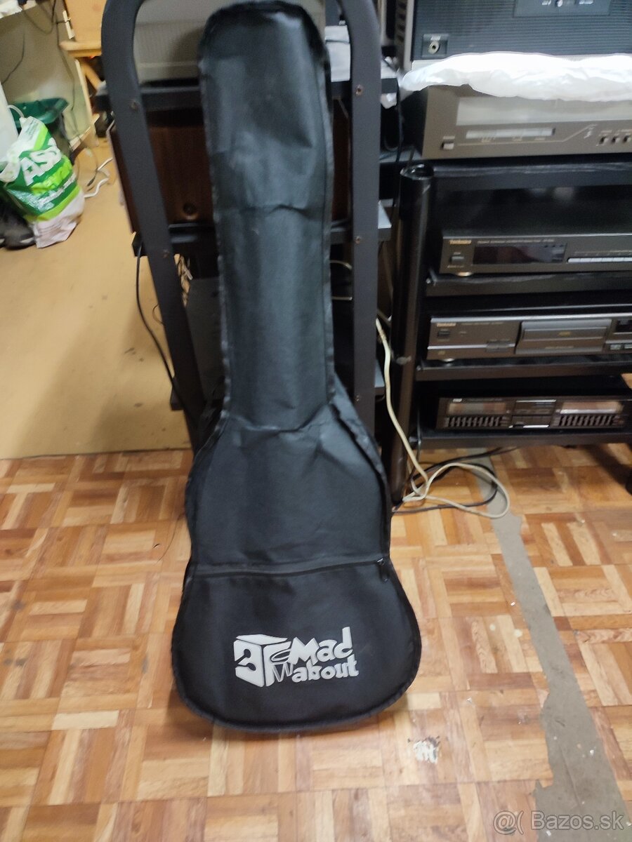 Gitara + pouzdra+ derzak - 2