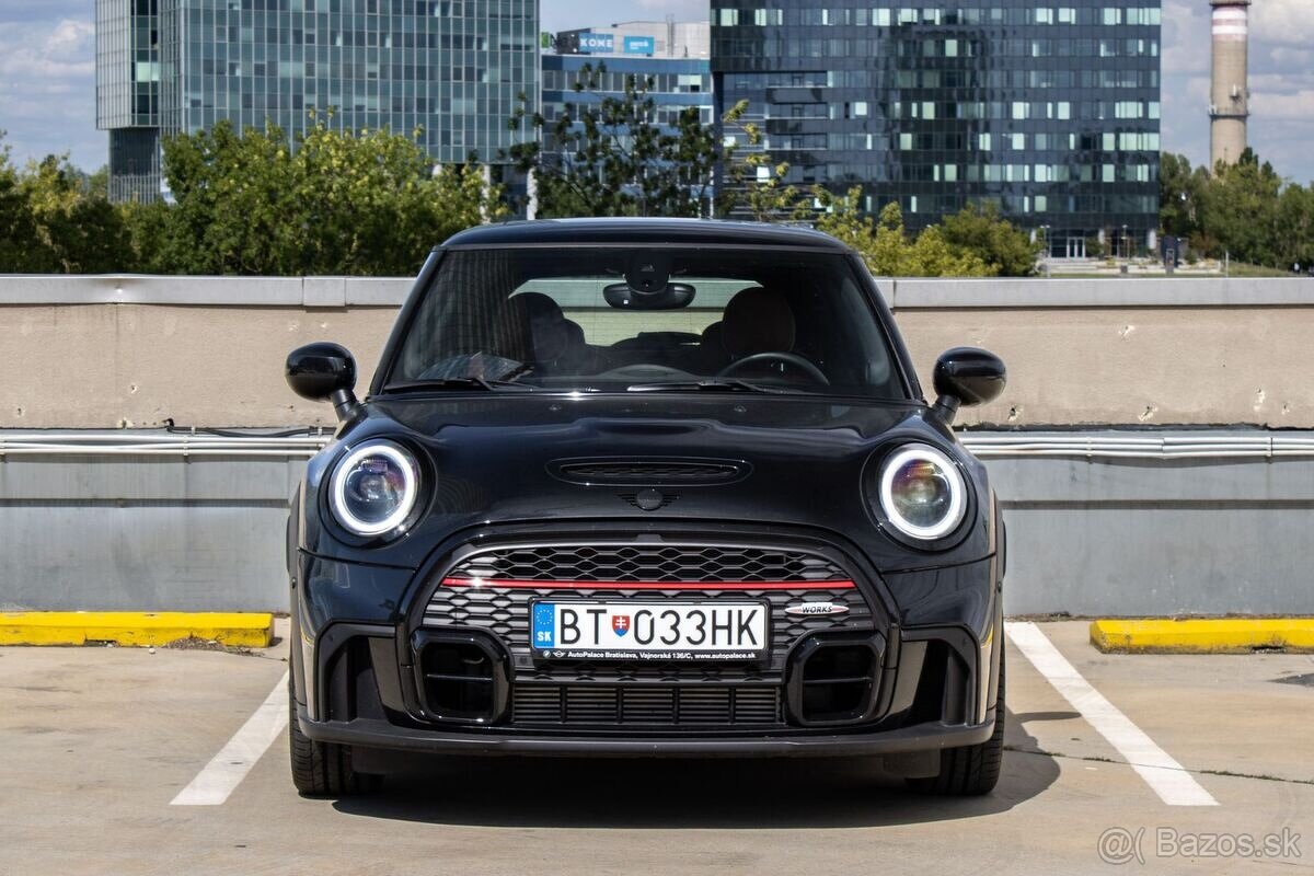 Mini John Cooper Works / ZÁRUKA / PPF fólia / 170kW / A8 - 2