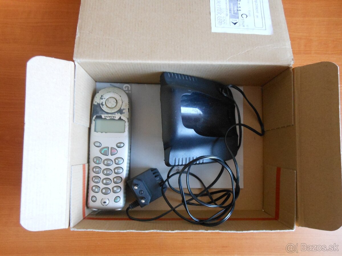 {19} Telefóny na pevnú linku - 2