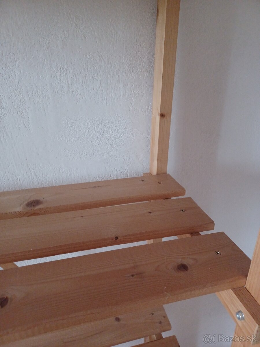 Regál - 2