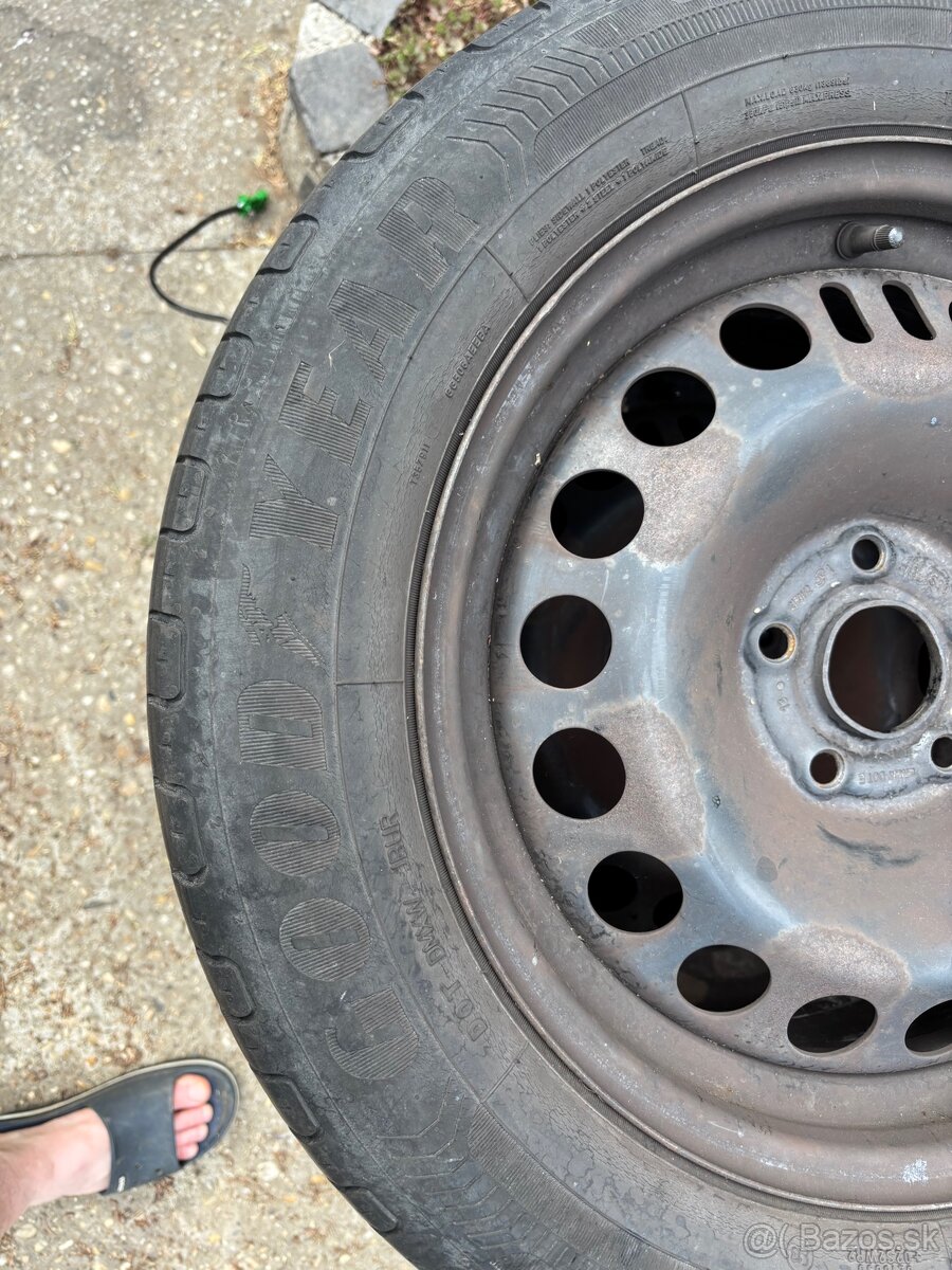 2x Goodyear 205/60 92h R16 - 2