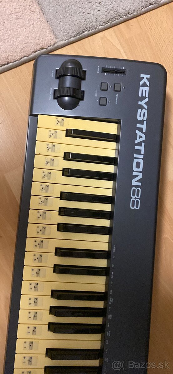 Elektronicke klavesy M-Audio Keystation88 - 2
