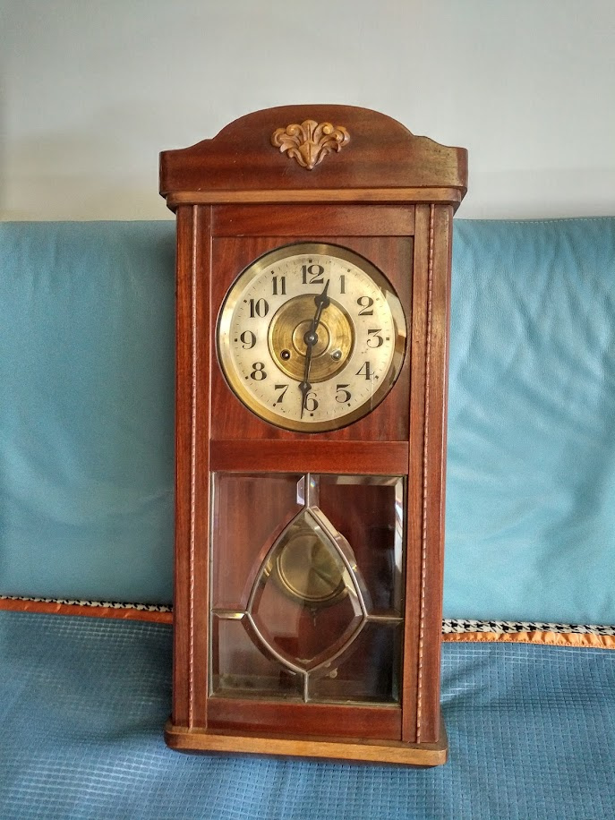 PREDAM ZACHOVALE, FUNKCNE STAROZITNE HODINY. - 2