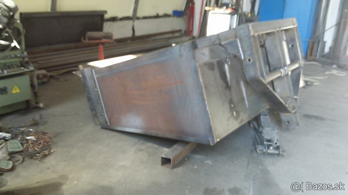 Nesená bedňa za traktor box lyžica - 2