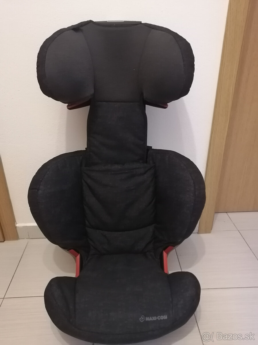 Autosedačka Maxi-Cosi ISOFIX 15–36 kg čierna - 2