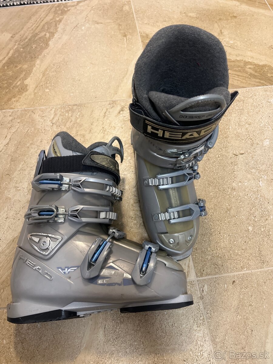 Head lyžiarky 25/39 - 2