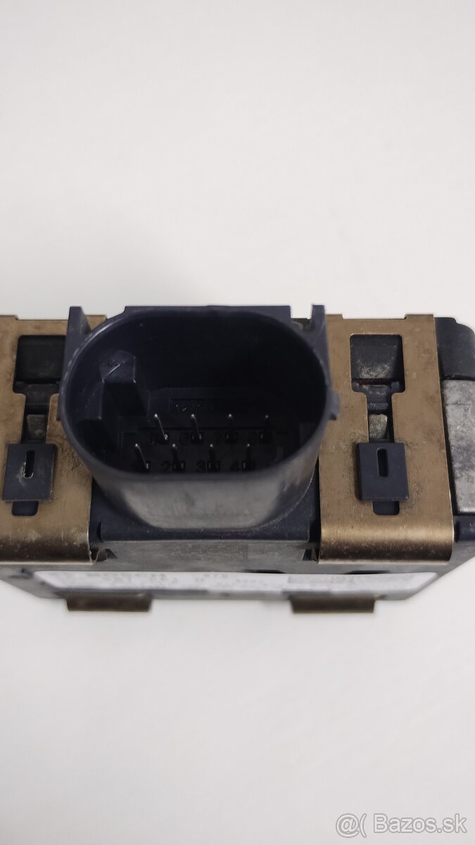 Radar Škoda Octavia III ,3QF907561D - 2