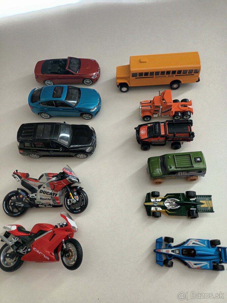Zbierka áut - 2