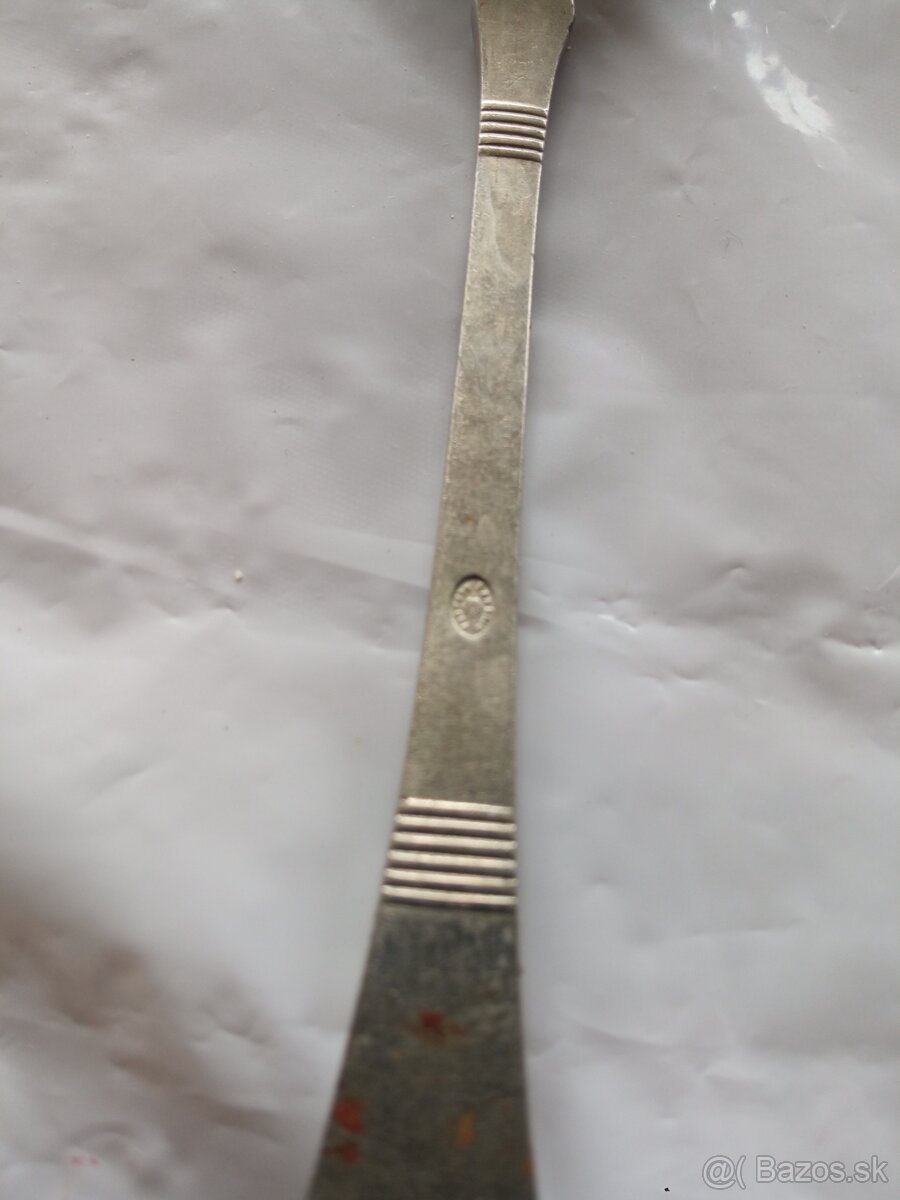 Predám lyžičky. - 2