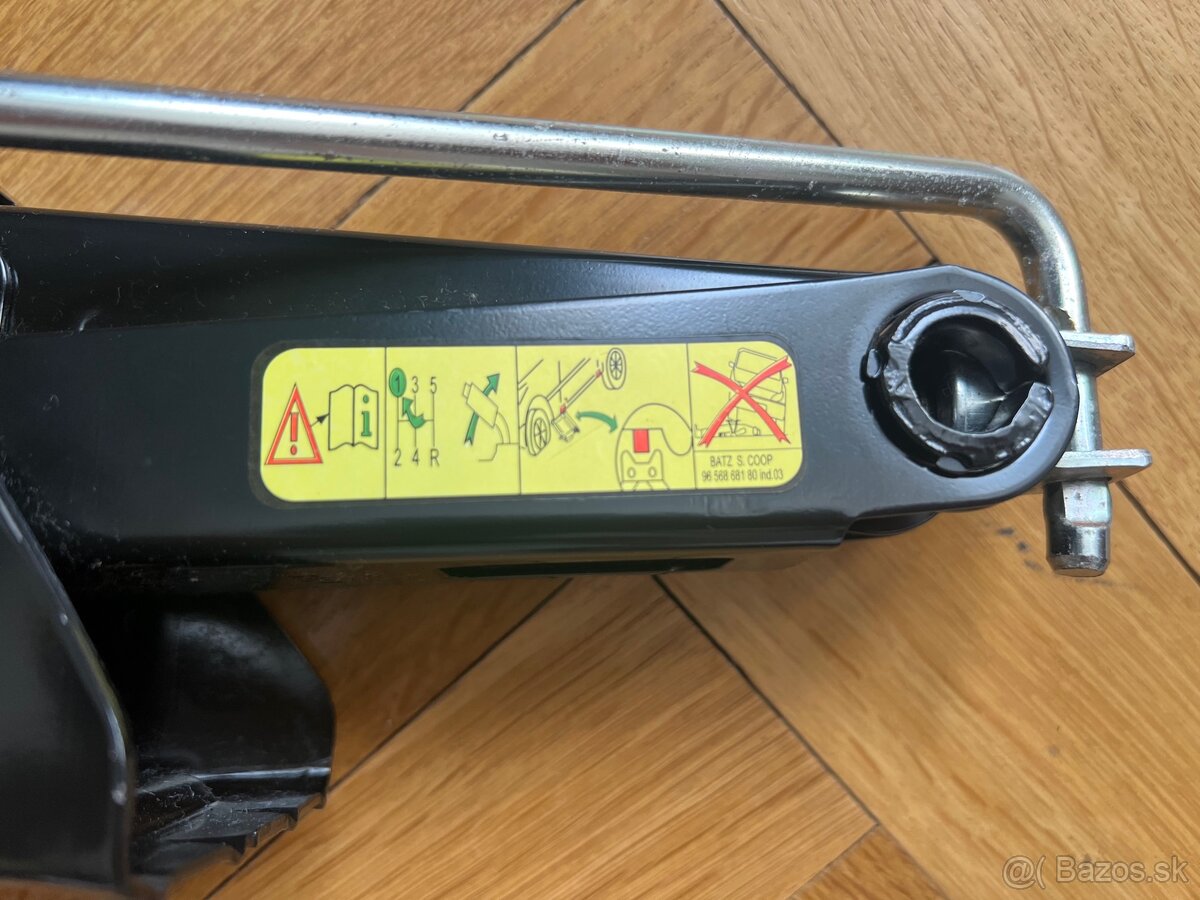 Zdvihák Peugeot Citroen - 2