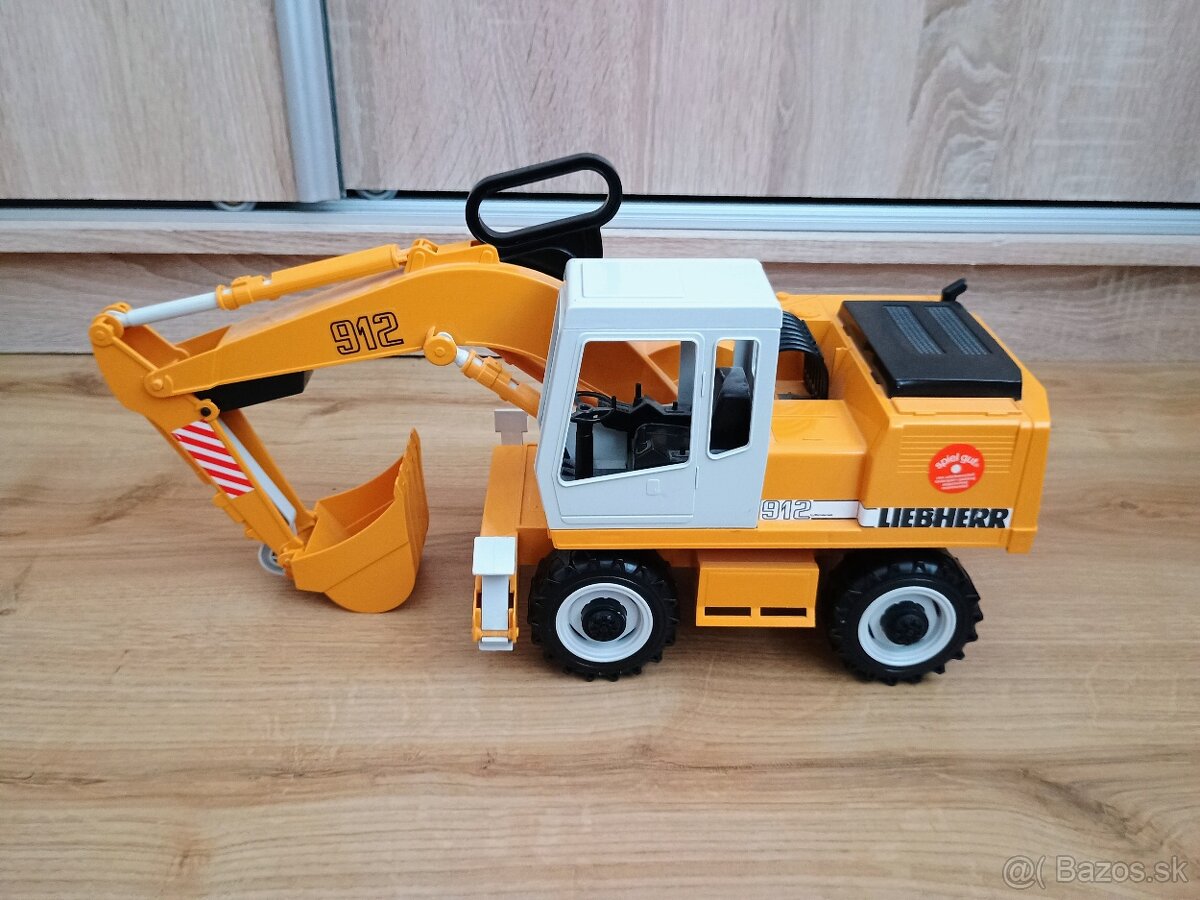 Bruder nákladné auto +bager. - 2