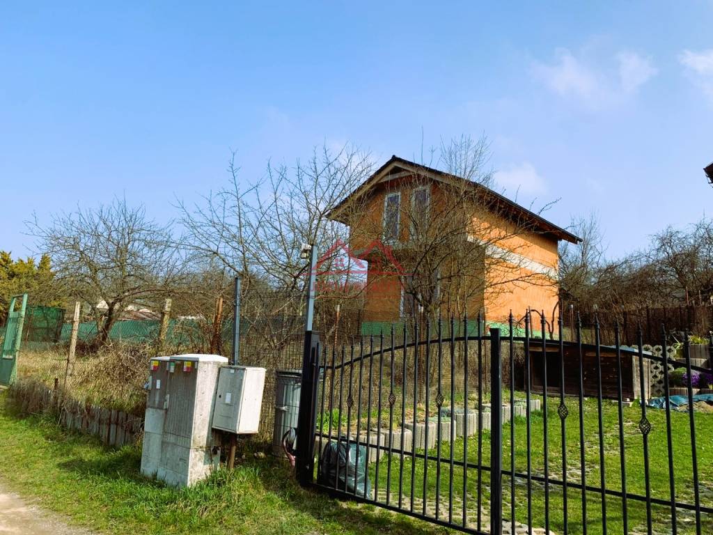 UZAVRETÁ HRUBÁ STAVBA, KOŠICKÁ NOVÁ VES - GEDER - 2