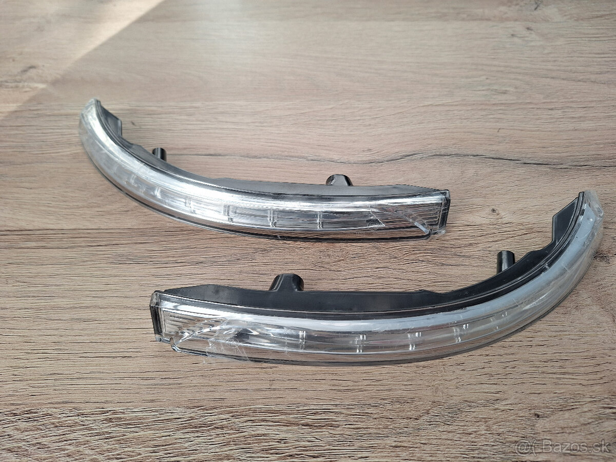 Smerovka spätného zrkadla KIA SPORTAGE 2011 - 2