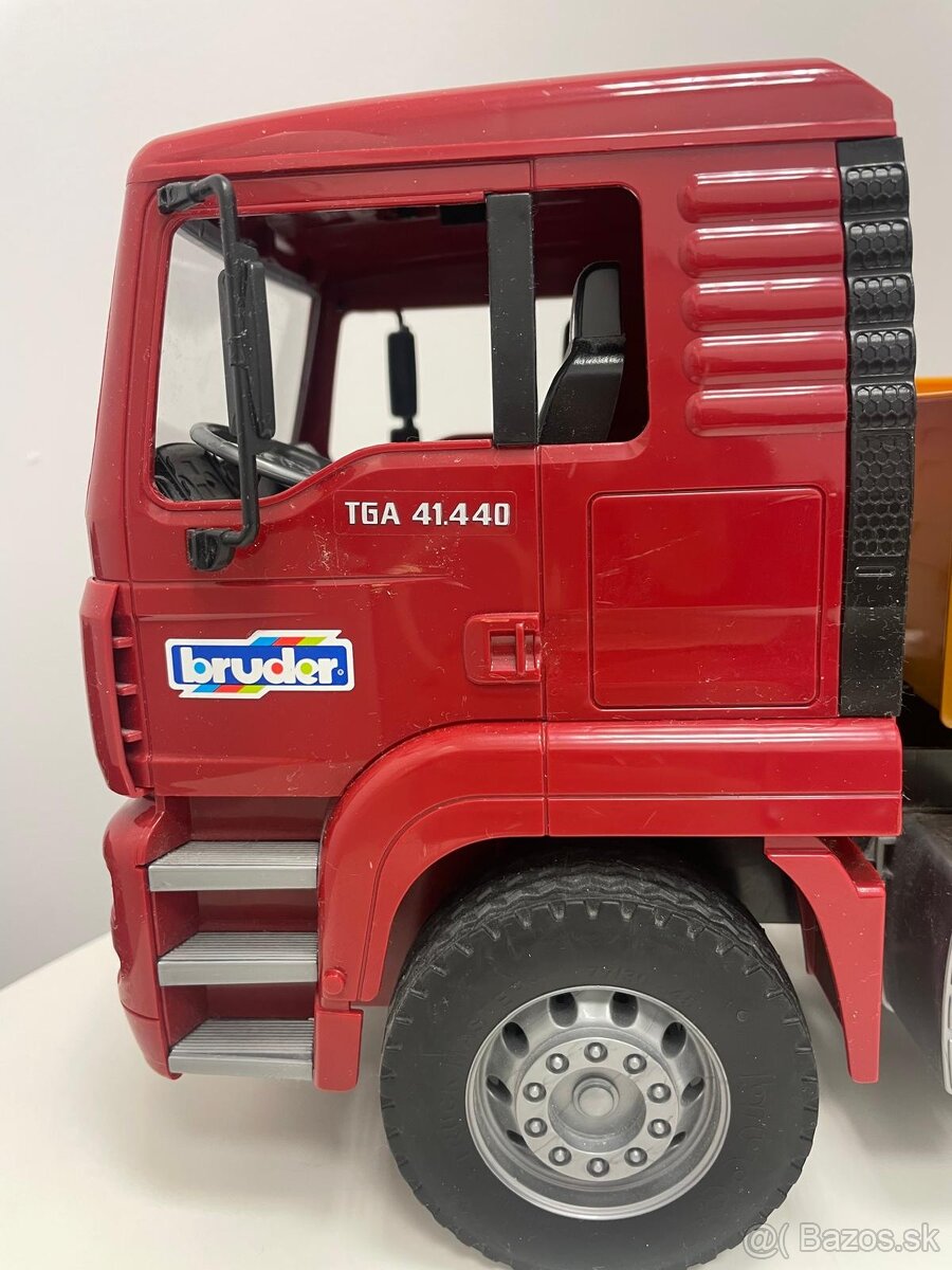 Nákladné auto Bruder - 2