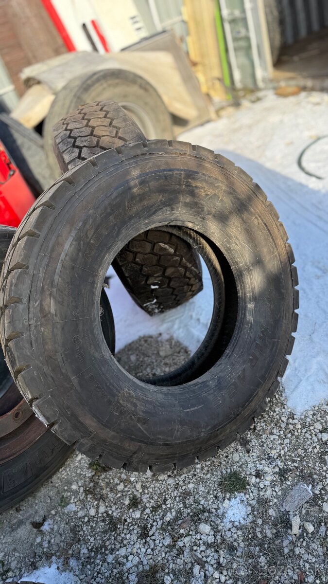 Pneumatika Mirage - 2