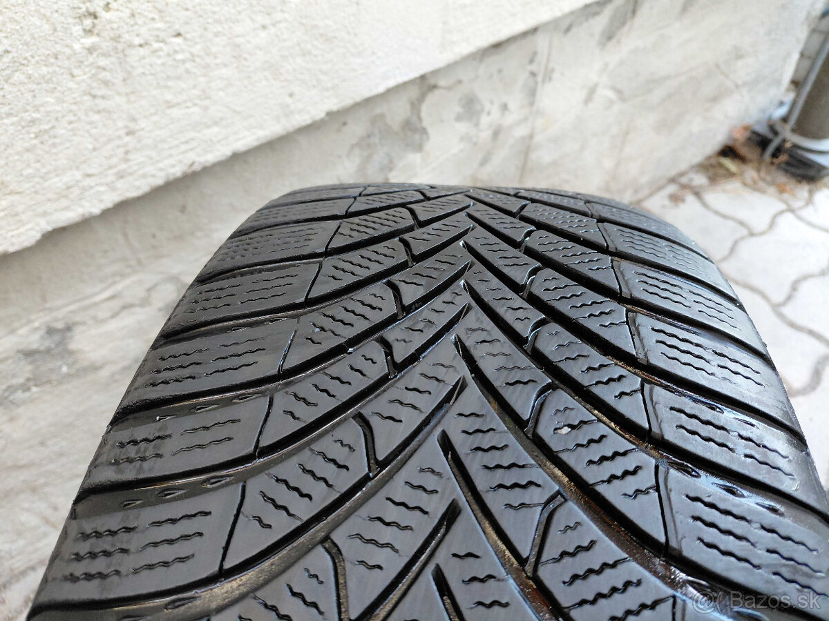 1ks zimna Semperit 235/45R18 - 2